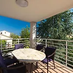 Ruza Apartamento Porat (Krk)
