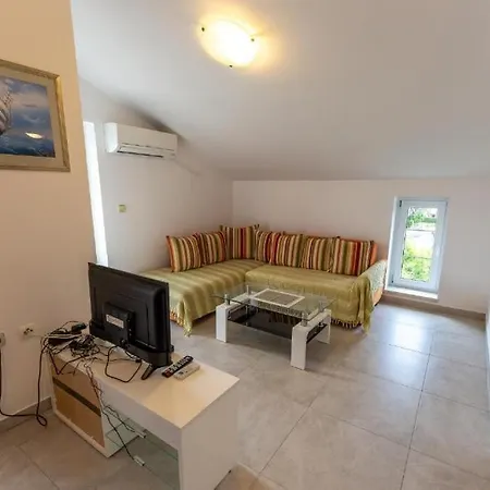 Ruza Apartment